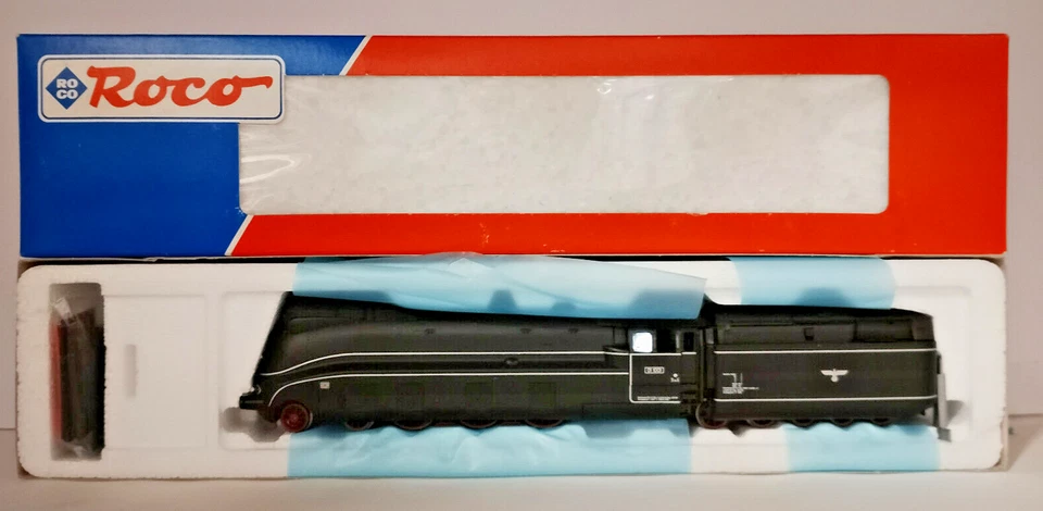 Roco 63205 New - BR01 Steam Streamlined Locomotive DRG WWII -HO scale DCC Ready - Image 1 of 3