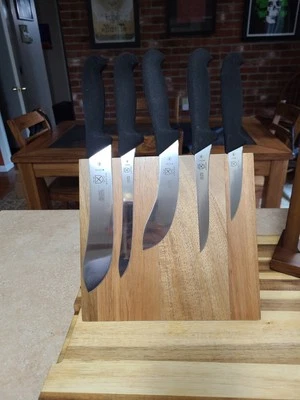 Juego de bloques de cuchillos magnéticos Mercer Culinary BPX de 6 piezas grado de chef profesional  Foto 1 de 3