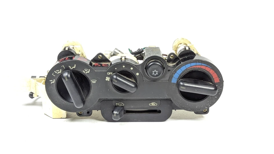 Conjunto de control de clima Mitsubishi Eclipse 1995-1999 aire acondicionado cables de calor perillas OEM Foto 1 de 4