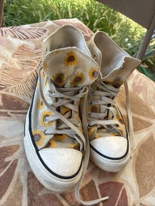 Converse Sunflower Women Size 8, Used - Picture 1 of 10