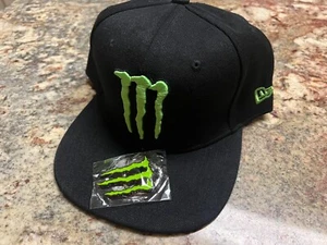 Monster Energy Black Snap Back Cap with Key Chain - Picture 1 of 1