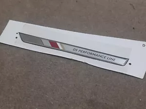 NUOVO ORIGINALE CITROEN DS3 DS 3 DS PERFORMANCE PORTA BADGE GUIDATORE DESTRO - Foto 1 di 5