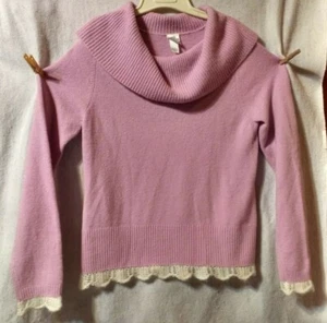 Fashion Bug Women's L Lavender Sweater Cream Crochet Lace Edging Cowl Neck NWOT - Picture 1 of 4