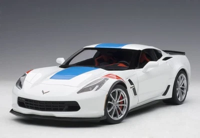 1:18 Scale Chevrolet Corvette C7 Grand Sport White Autoart Diecast Model Car - Image 1 of 4