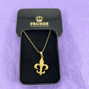 Frumos Women's Gold Stainless Steel Fleur De Lis Pendant Necklace Fleur-De-Lis - Picture 1 of 5