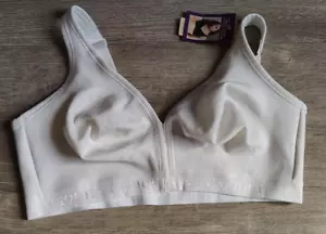 Cacique Bra Size 40D Unlined Full Coverage No Wire White NWT - Picture 1 of 8