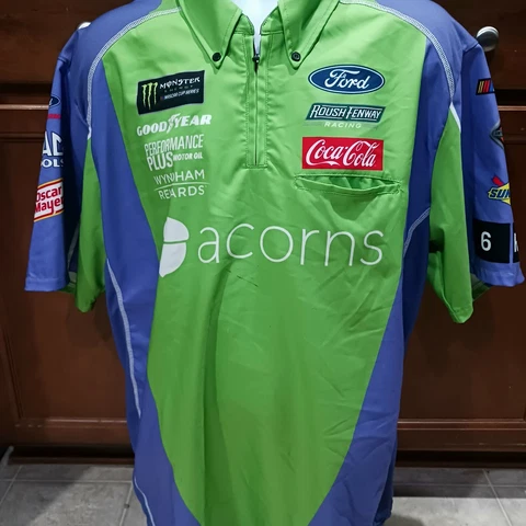 Ryan Newman 2XL Roush Fenway Racing Ford Acorns Coca-Cola Pit Crew Shirt NASCAR Cover