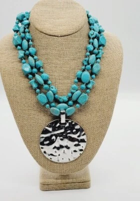 Medallion Necklace Turquoise Colored Dyed Stone LARGE Hammered Layered 21 in - Image 1 of 4