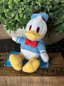 Disney Genuine Donald Duck Magnetic Shoulder Plush Toy - Picture 1 of 3