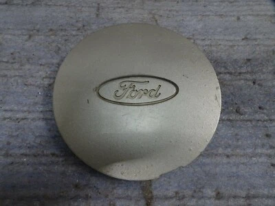 (1) Tampa central de roda prata Ford Contour fabricante de equipamento original 95-97 14" 93BB-1130-DA 3115 - Imagem 1 de 4