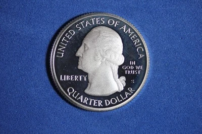 2018 S RHODE ISLAND BLOCK ISLAND SILVER PROOF WASHINGTON QUARTER #K57082 - Image 1 of 2