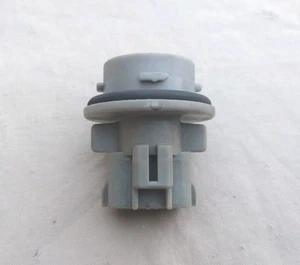 94 95 96 97 98 99 Toyota Celica Turn Signal Light Bulb Socket - Picture 1 of 6