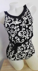 TCM Badeanzug Gr.38 vorne komplett gefüttert hoher Rücken - Bild 1 von 2