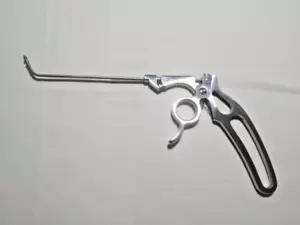 KARL STORZ 651503 HOSEMANN Punzón de hueco nasal seno frontal corte circular 8" - Imagen 1 de 14