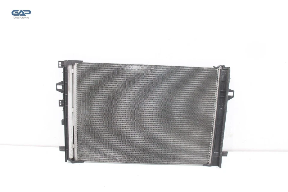 Mercedes CLA250 C117 2014-2019 aire acondicionado condensador OEM Foto 1 de 4