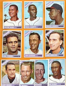 Lotto 20 carte 1966 Topps Atlanta Braves Torre Alou Carty Menke Cloninger Jones - Foto 1 di 4