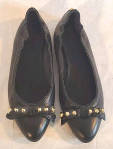 *Burberry Damen Ballerinas 37 schwarz Nieten Schleife Leder - Bild 1 von 8