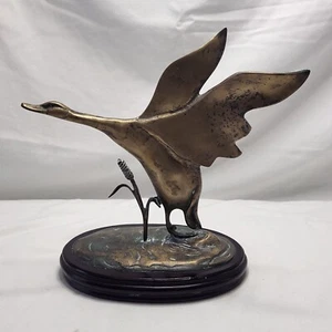 Vintage Brass Goose / Duck Taking Flight Figural Statue Cabin Decor - Picture 1 of 8