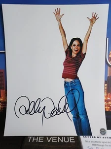 Sally Field (Actress) Signed Autographed 8x10 photo - AUTO w/COA - Picture 1 of 2