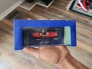 TINTIN HERGE MODEL #54 BOBBY SMILES CAR CONVERTIBLE IN AMERICA 1/43 SCALE - Picture 1 of 6