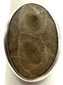 DLB Sterling Silver / 925 Fossil Coral Large Oval Ring Size 8.75 - Picture 1 of 8