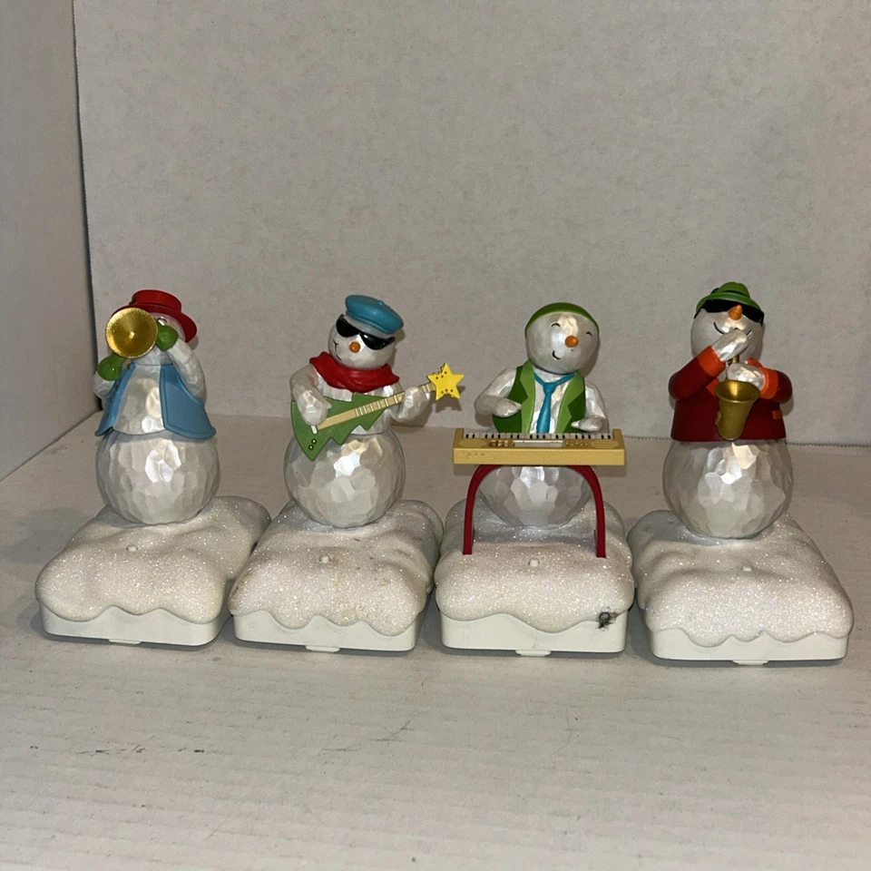 Hallmark Muñeco de Nieve Inalámbrico Jazz Banda Set Probado Piano Saxofón Guitarra Trompeta Foto 1 de 4