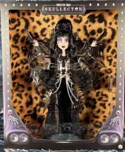 Monster High Skullector Elvira Mistress of The Dark Doll New 2025 - Picture 1 of 2