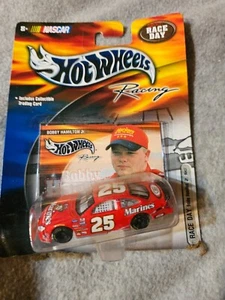 BOBBY HAMILTON JR 2000 MARINES #25 1/64 HOT WHEELS RACE DAY DIECAST CAR - Picture 1 of 1