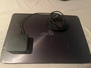 Acer Notebook Pc Ux305f - New Charger Recently Purchased Included. - Picture 1 of 4