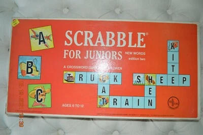 SCRABBLE FOR JUNIORS BY SELCHOW & RIGHTER, 1964 – Edition Two - Image 1 of 4