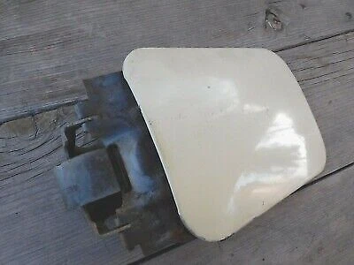 Thunderbird Gas Lid Assembly 1968 - 1969 Ford T-bird Landau OEM Yellow Gas Lid - Image 1 of 4