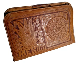 HANDWERKZEUG 18x11,5x2,5 Vintage 1960er Mexikanische Leder Aktentasche Azteken Sonnenuhr - Bild 1 von 18