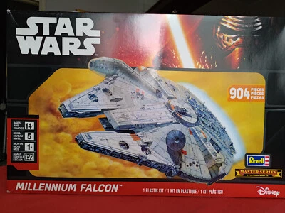 Star Wars Millennium Falcon  Revell 1/72 Master series nuovo (new) - Immagine 1 di 4