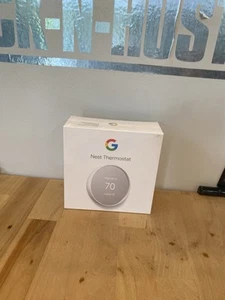 Google Nest G4CVZ Thermostat 4th Gen Smart Programmable Wi-Fi Thermostat New - Picture 1 of 5