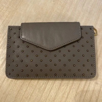 Cartera AIMEE KESTENBERG de cuero gris tostado con tachuelas a presión Foto 1 de 4