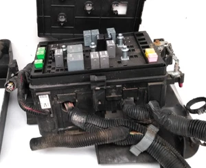15120875 GMC 2004 Envoy Chevy Trailblazer Fuse Box 5.3L EXT Buick Rainier Q84 - Picture 1 of 18