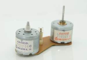 BOSE LiFESTYLE MODEL 5 PARTS: CD MOTOR BOARD. - Picture 1 of 4