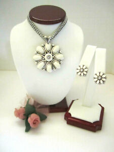 Brighton "ARIANNA" Reversible White/Gold Necklace-Earring Set (MR$124) NWT/Pouch