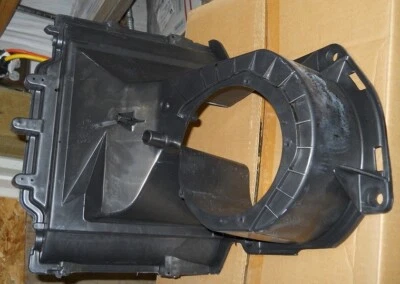NOS 1994-2004 Chevrolet S10 GMC Sonoma AC Heater Blower Case - Image 1 of 2