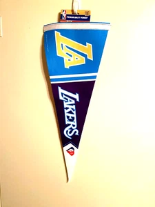 Pennant NBA LA LOS ANGELES LAKERS 12" x 30" logo retrò lana feltro premium - Foto 1 di 4