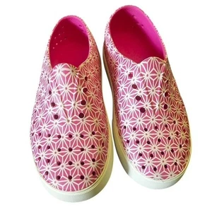Native Mädchen rosa und weiß geometrisches Miller Print Schuhe Größe 3 - Bild 1 von 4