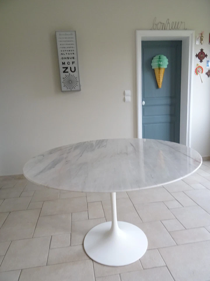 table marbre KNOLL INTERNATIONAL carrare tulip EERO SAARINEN design 1970 - Photo 1/4