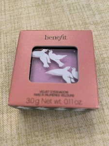 BENEFIT VELVET EYESHADOW ~ FANCY PANSY ~ 0.11 OZ./3.0g BNIB!!! - Picture 1 of 3