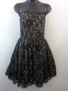 Neiman Marcus Robert Rodriguez Kleid Damen 12 schwarz trägerlos Spitze Fit & Flare - Bild 1 von 13