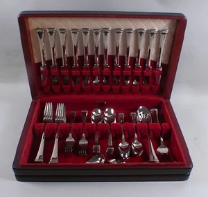 65pc Set of Lenox Stainless Flatware Service for 12 PORTOLA Pattern - Picture 1 of 5