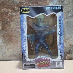 Monogram Masterworks Headstrong Villains Batman Mr Freeze Dynamic Bobblehead 200 - Bild 1 von 10