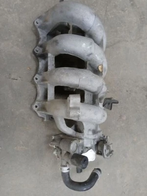 Toyota Camry 2007-2011 colector de admisión 2,4 L fabricante original usado probado  Foto 1 de 4