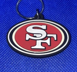 San Francisco 49ers NFL Soft Schlüsselanhänger Key Chain Souvenir | Rot, Weiß & Schwarz - Bild 1 von 5