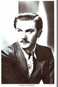 Anton Walbrook * Original Postcard Postcard * No. 7387a