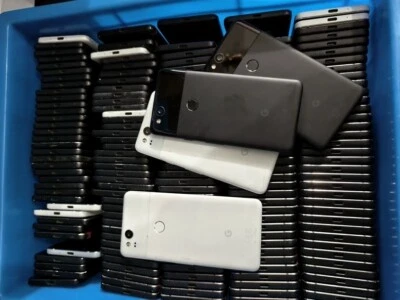 Google Pixel 2 - 64 GB - Black & White &Blue (Unlocked) 4G android  Tested GOOD - Image 1 of 4